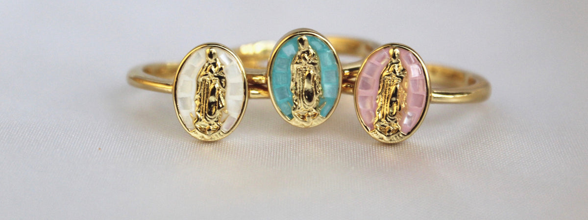 The 2022 Christmas Gift Guide for Catholic Women