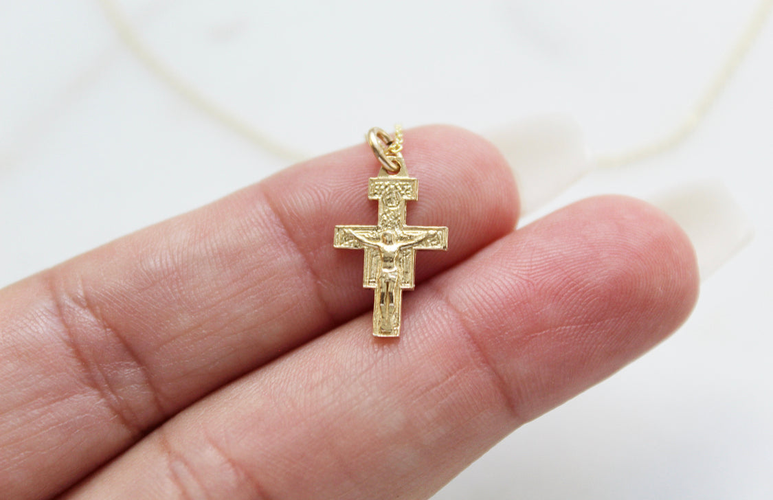 Mens 24K Solid Fine Yellow Gold GF Jesus Crucifix Cross Pendant Frame With  3mm Italian Figaro Link Chain Gold Crucifix Necklace 60cm From Qytyo,  $16.29 | DHgate.Com