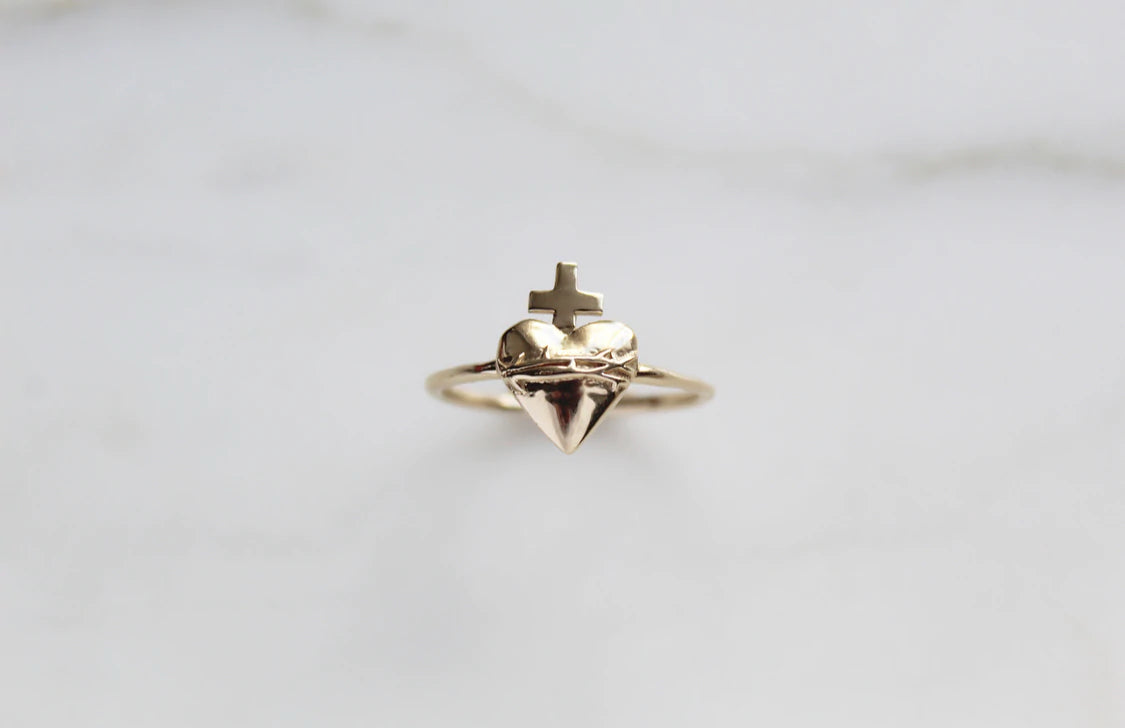 Sacred heart ring deals
